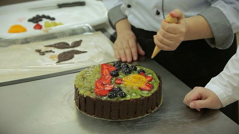 Все, что необходимо для обучения на курсах обучения кондитеров Все, что необходимо для обучения на курсах обучения кондитеров
