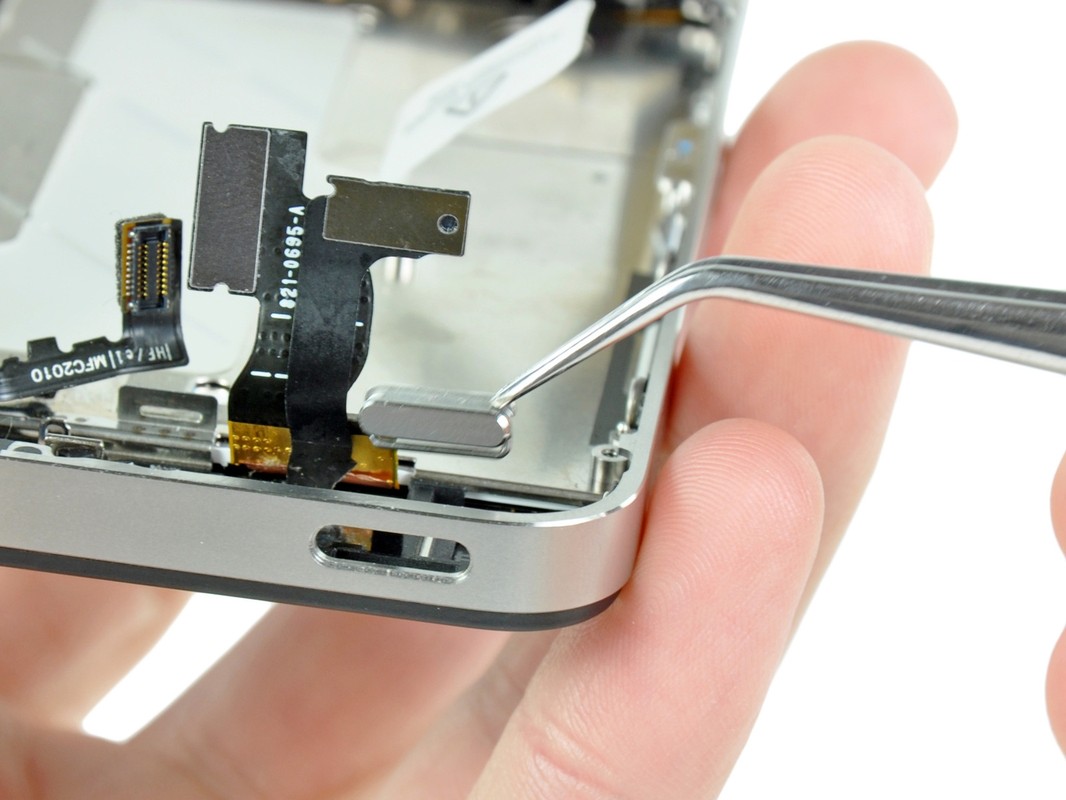 Замена кнопки включения на iphone 5 Замена кнопки включения на iphone 5
